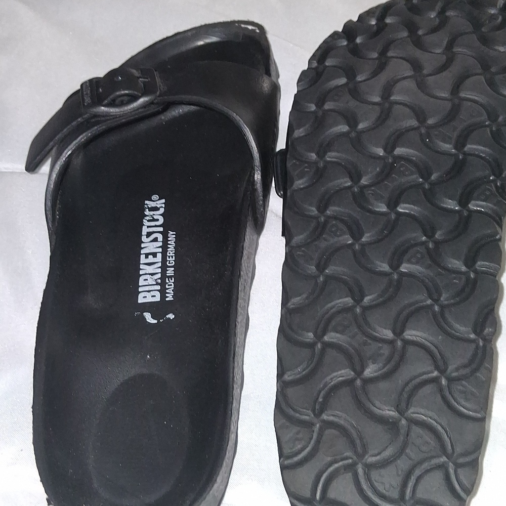 Ladies Light Weight Birkenstock Slides. See All Pics All Sales Final - Picture 4 of 8